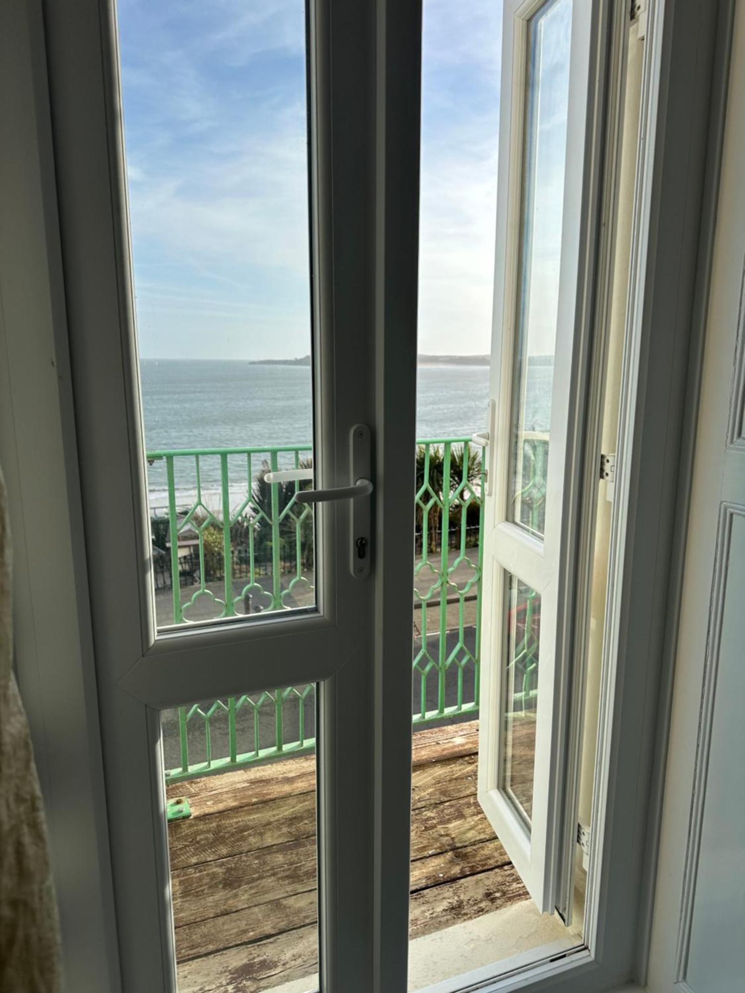 Clarence House Hotel Tenby Extérieur photo